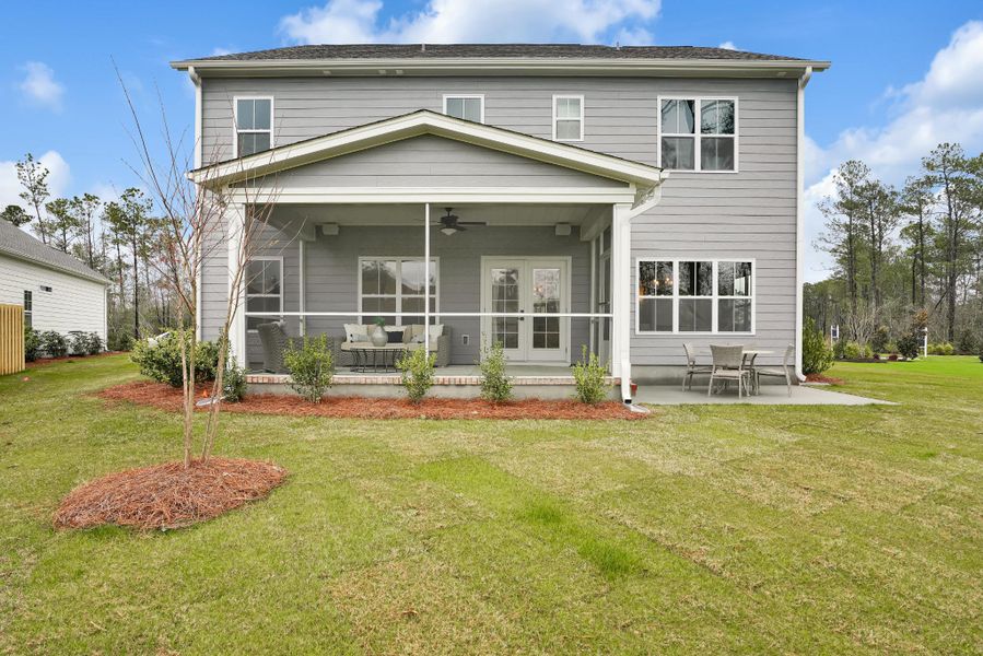 Representative exterior details of a home built from the Harrison by Bill Clark Homes in Sidbury Landing, Wilmington (Image 33).