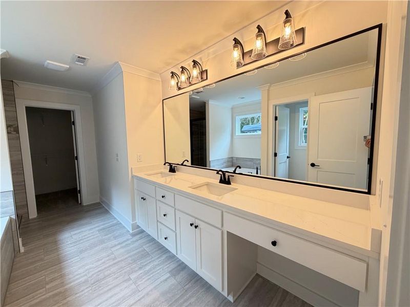 Furnished interior view inside a new home in , Jefferson (Image 11).