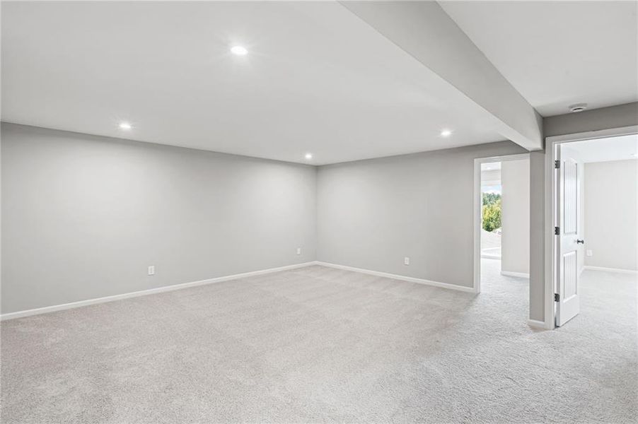 Spacious, unfurnished interior of a new home in Villas at Gold Creek, Dawsonville (Image 20).