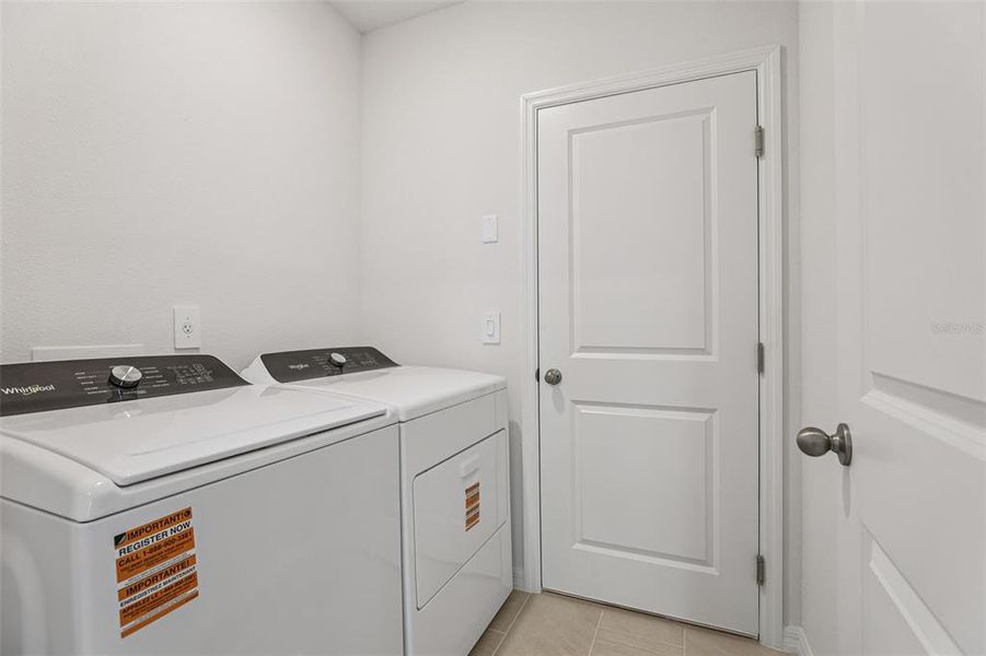 Close-up of interior finishes inside a home in Hamilton Bluff - Classic Series, Lake Hamilton (Image 20). Close-up of interior finishes inside a home in Hamilton Bluff - Classic Series, Lake Hamilton (Image 20).