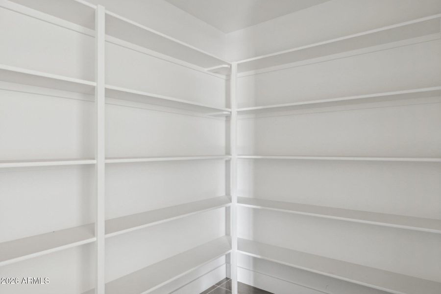 13-web-or-mls-46210-n-36th-ave