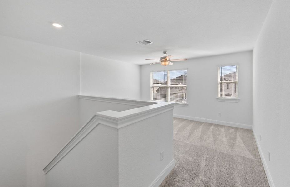 Spacious, unfurnished interior of a new home in Lagos, Manor (Image 32).