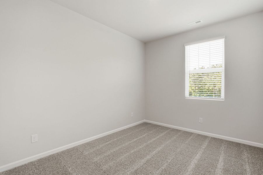 Spacious, unfurnished interior of a new home in Bratton Pointe, Rock Hill (Image 21).