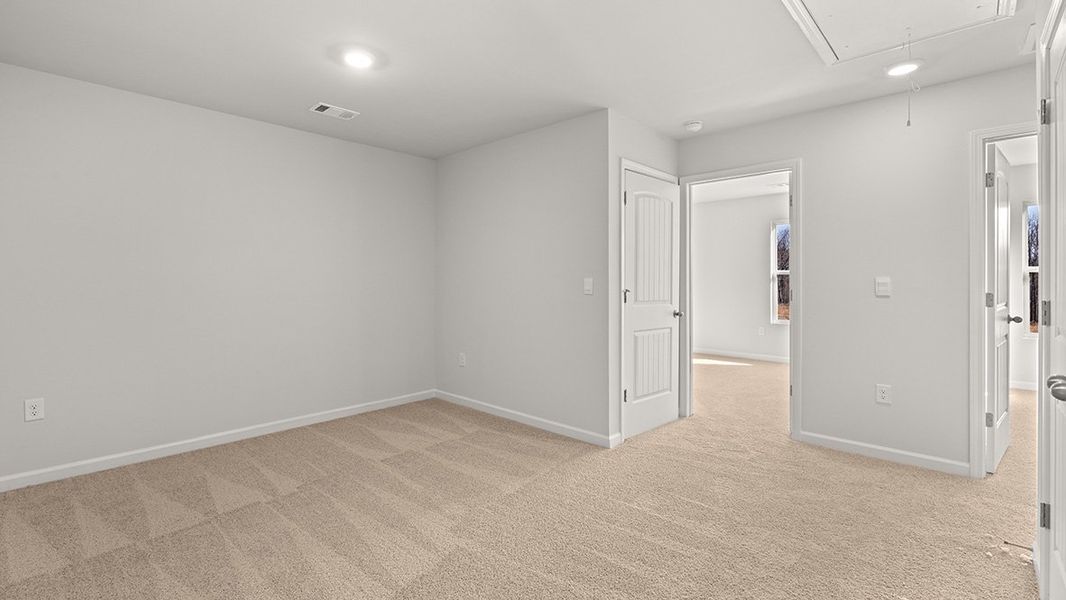 Spacious, unfurnished interior of a new home in Rolling Meadows, Jasper (Image 23).
