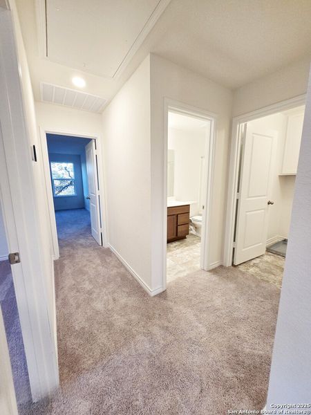 Spacious, unfurnished interior of a new home in Cove at Westover Hills, San Antonio (Image 20).