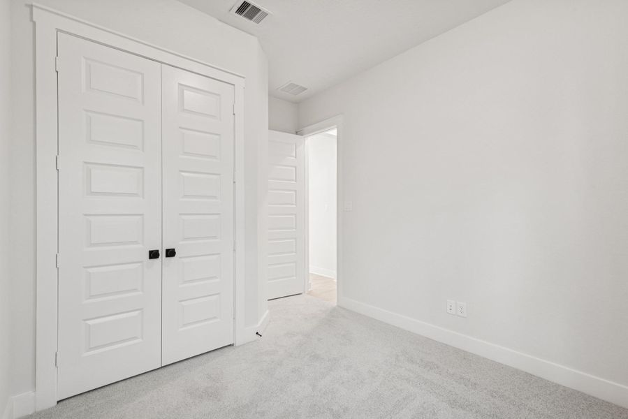 Spacious, unfurnished interior of a new home in The Highlands - Grove Collection, Porter (Image 23).