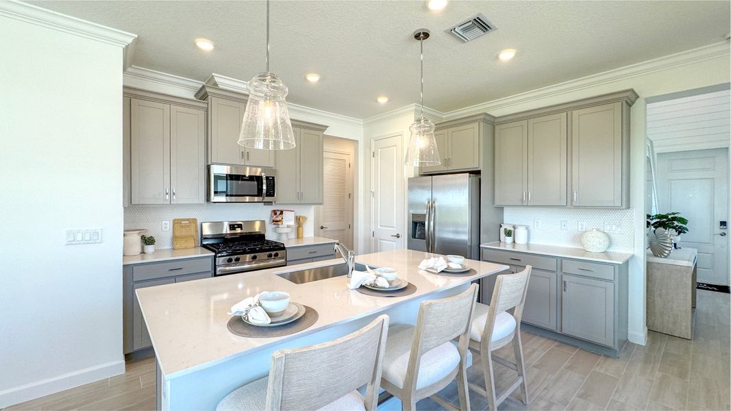 1960 Victoria Kitchen 2of3 F1 Base3