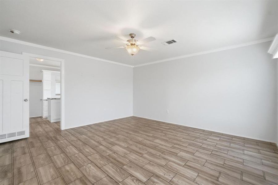 Spacious, unfurnished interior of a new home in , Hawley (Image 13).