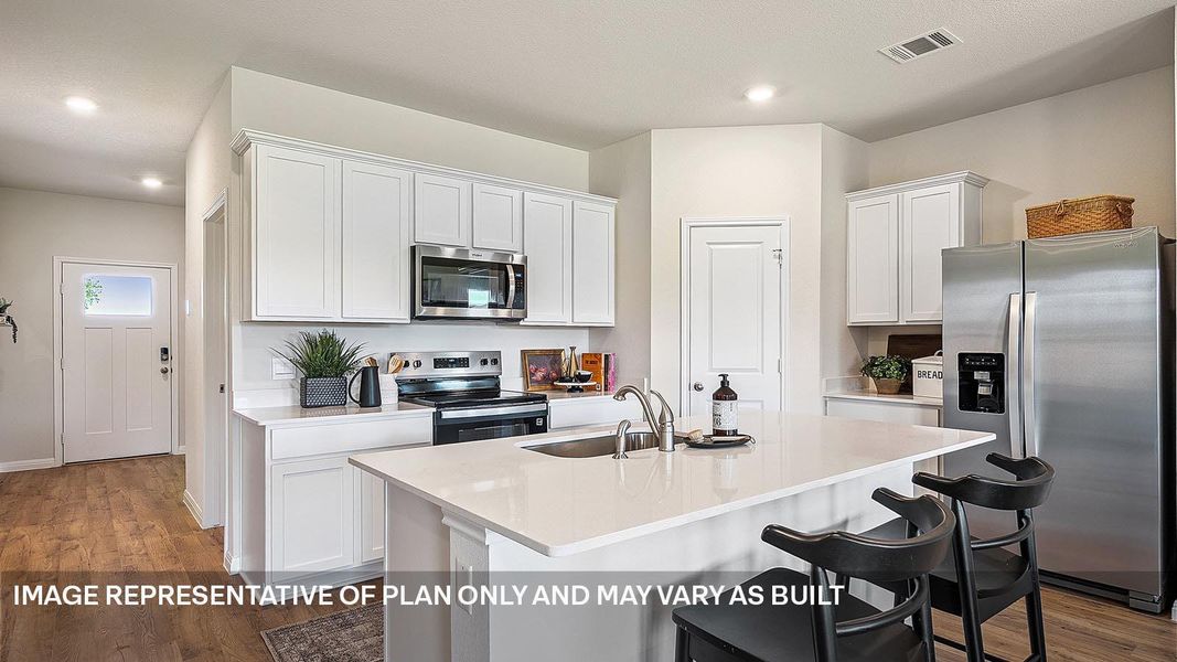 Furnished interior view inside a new home in Thunder Rock, Marble Falls (Image 9).