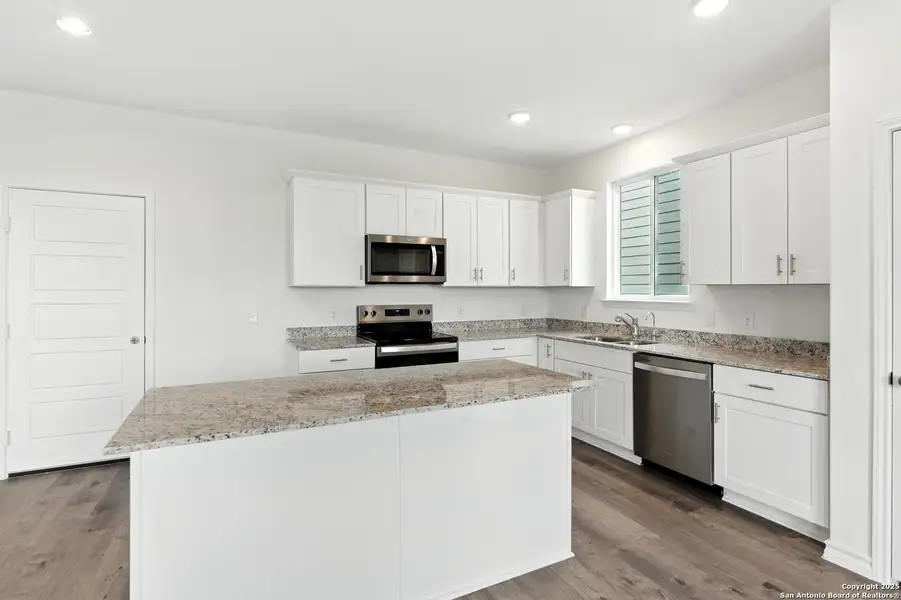 Furnished interior view inside a new home in Horizon Ridge, San Antonio (Image 8).