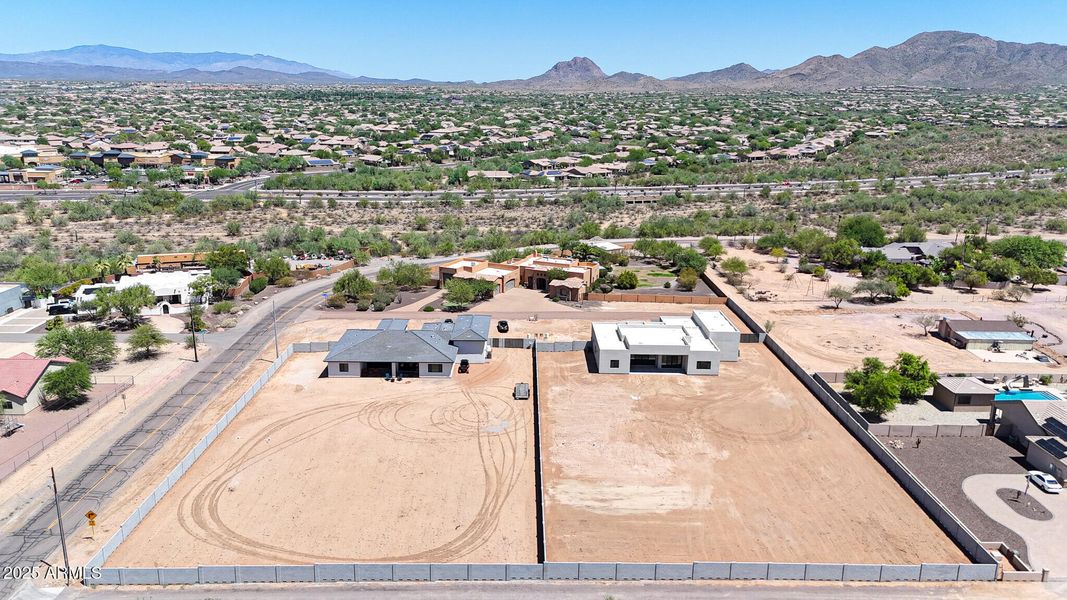 DRONE (18) DRONE (18)