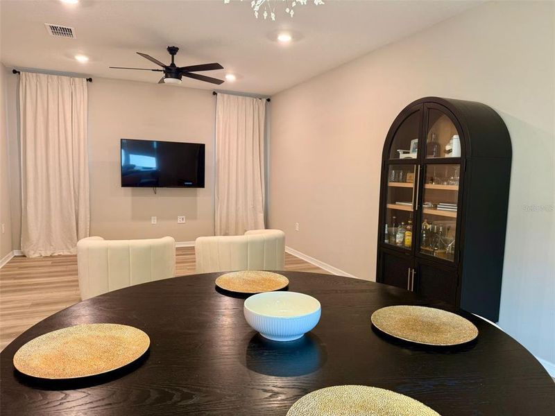 Furnished interior view inside a new home in , Winter Garden (Image 18).