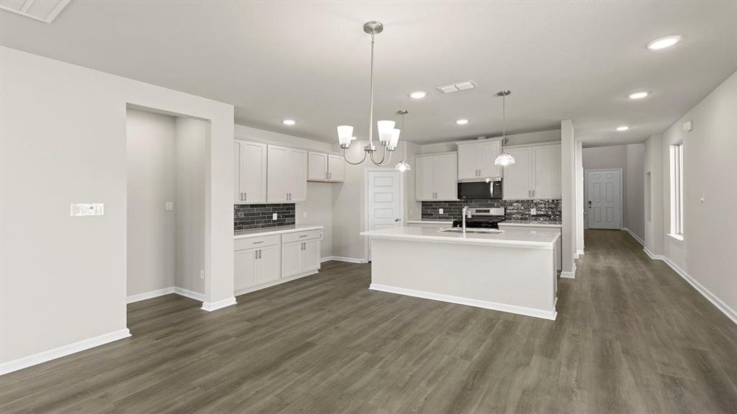 08. 1617 Gracehill - Dining (2)