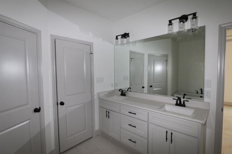 Furnished interior view inside a new home in , Tyler (Image 4).