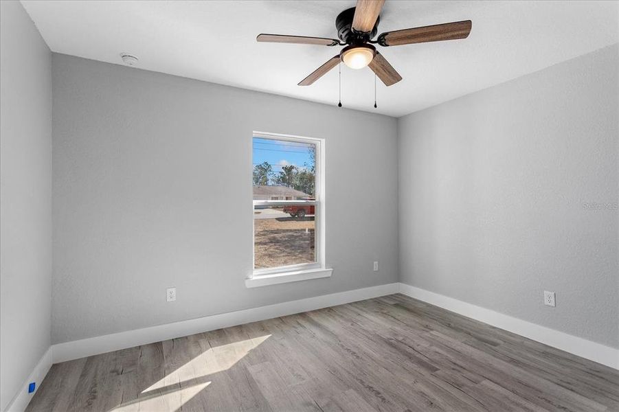 Spacious, unfurnished interior of a new home in , Ocala (Image 18).