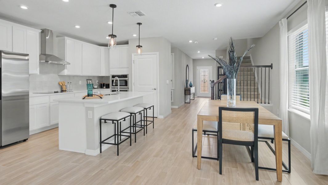 Representative furnished interior of a home built from the Lexington by Maronda Homes in Cassie Oaks, Jacksonville (Image 14).