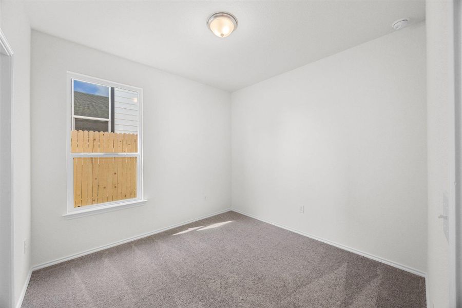 Spacious, unfurnished interior of a new home in Creekside at Estancia, Austin (Image 26).