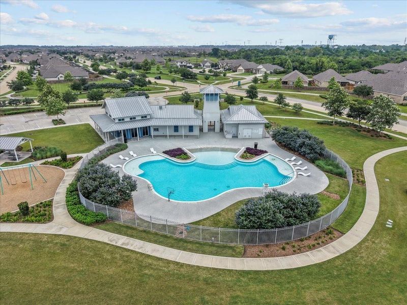 Coastal Point Pool