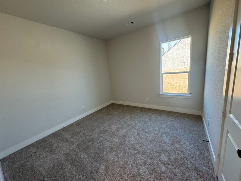 Spacious, unfurnished interior of a new home in Creekview Addition, Van Alstyne (Image 18).