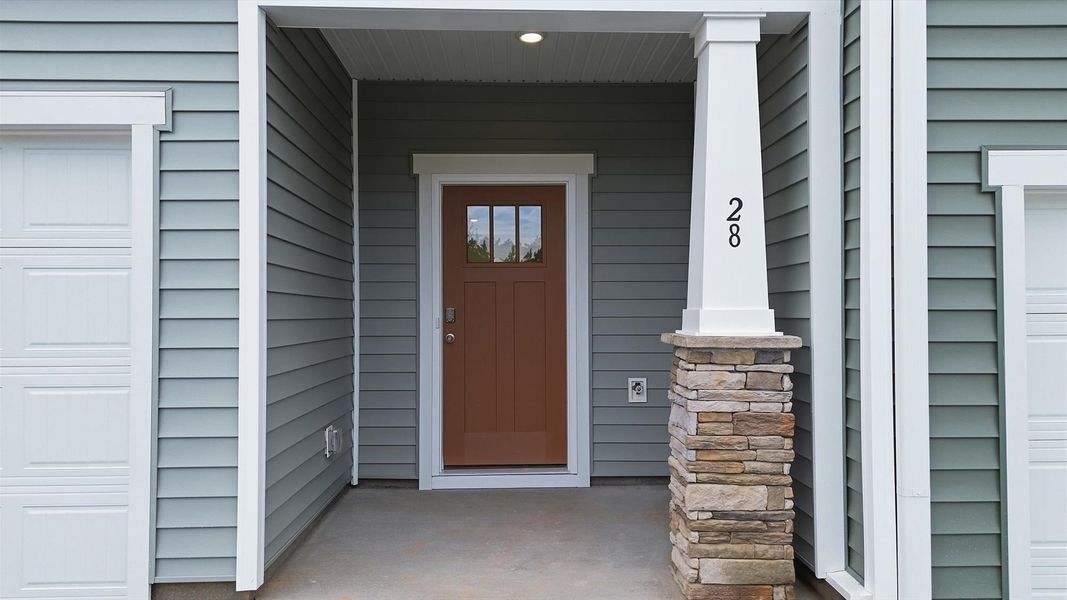Stylish covered entry with accomplished design and high standards throughout located near Downtown Greenville Stylish covered entry with accomplished design and high standards throughout located near Downtown Greenville
