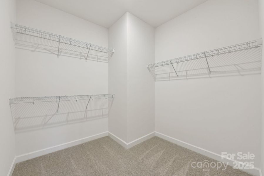 Spacious, unfurnished interior of a new home in Brighton Springs, York (Image 22).