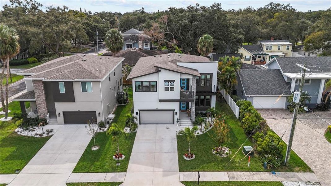 Front exterior of a new home in , Tampa, FL, highlighting curb appeal (Image 1). Front exterior of a new home in , Tampa, FL, highlighting curb appeal (Image 1).
