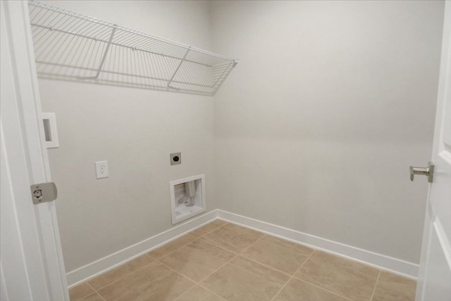 Spacious, unfurnished interior of a new home in Arden Woods Villas, Greenville (Image 10).