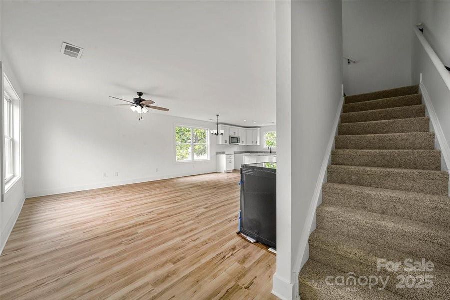 Image 36 of a home in .