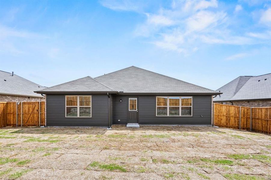 30-web-or-mls-556-ridgewood-dr