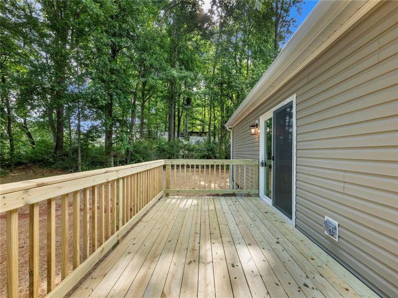 Exterior details and patio area of a home in , Gainesville (Image 24).