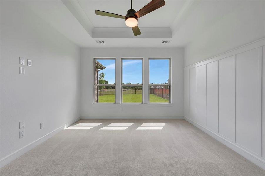 Spacious, unfurnished interior of a new home in Heath Golf & Yacht Villas, Heath (Image 18).