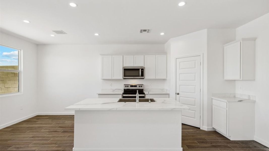 Furnished interior view inside a new home in Entrada Del Oro, Gold Canyon (Image 13).