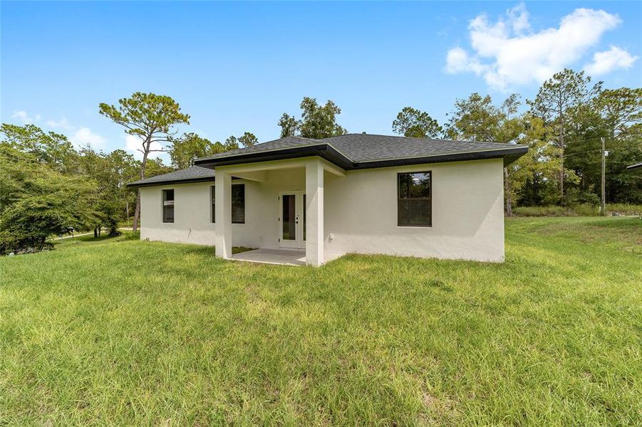 Exterior details and patio area of a home in , Ocala (Image 24).