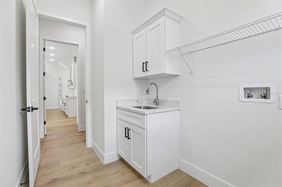 Furnished interior view inside a new home in , Auburndale (Image 13).