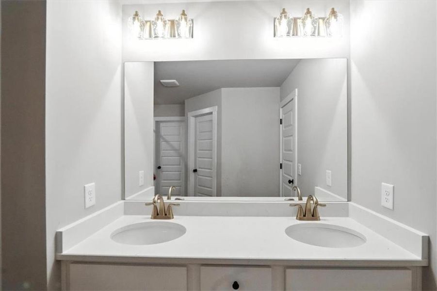 Furnished interior view inside a new home in , Hartwell (Image 3).