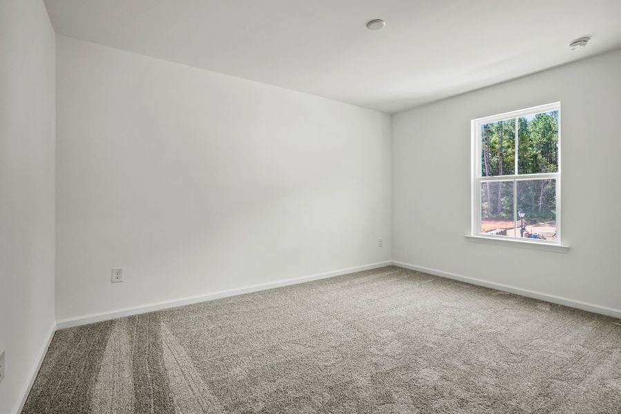 Spacious, unfurnished interior of a new home in Stewarts Landing, Charlotte (Image 19).