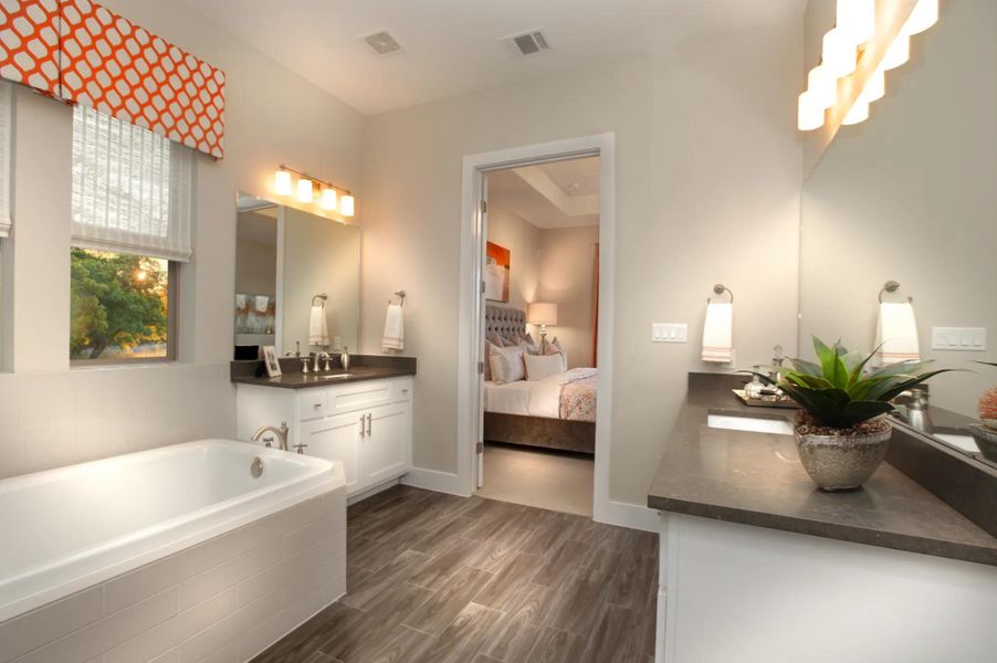 The Parkhill Primary Bath