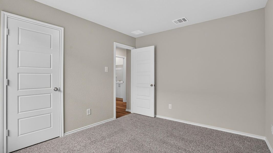 Spacious, unfurnished interior of a new home in The Canyons, Keene (Image 19). Spacious, unfurnished interior of a new home in The Canyons, Keene (Image 19).