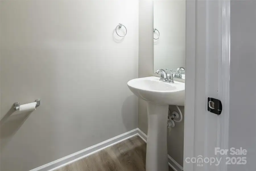 Image 28 of a home in McGee Place.