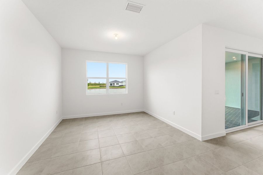 Spacious, unfurnished interior of a new home in Tradition, Port St. Lucie (Image 6).