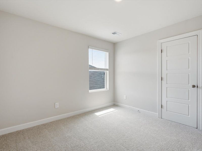 Spacious, unfurnished interior of a new home in Southwell Commons, Anderson (Image 16).