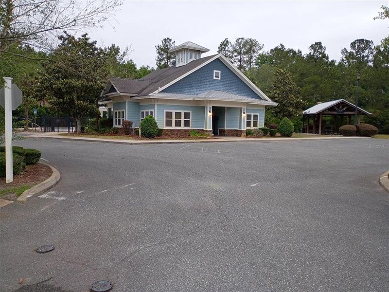 Community amenities in , Lake City (Image 74).