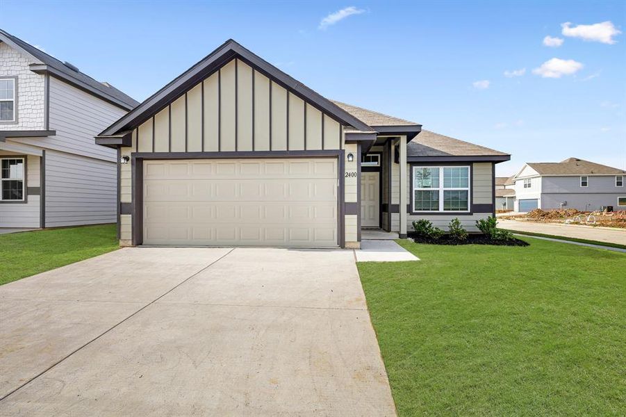 Front exterior of a new home in Sycamore Landing, Fort Worth, TX, highlighting curb appeal (Image 13).