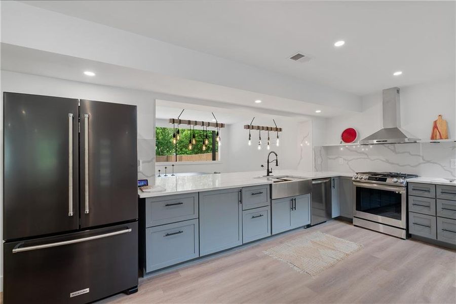 Furnished interior view inside a new home in , Atlanta (Image 9).