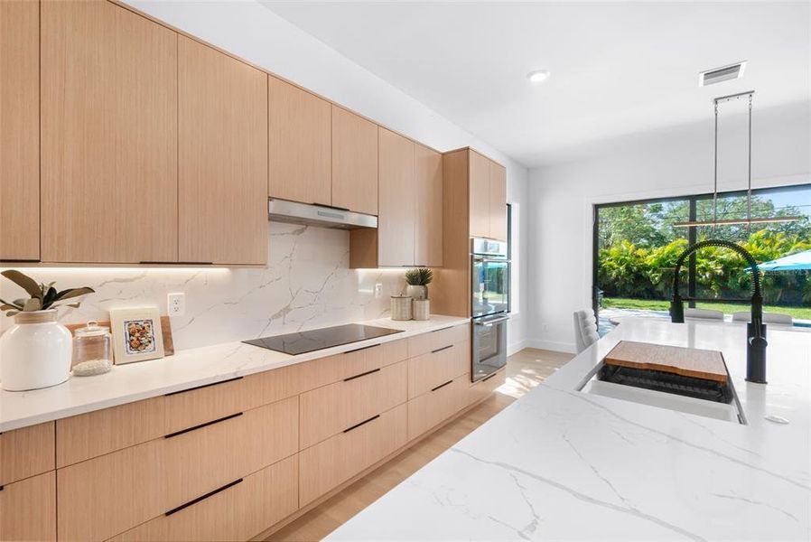 Furnished interior view inside a new home in , Sarasota (Image 18).