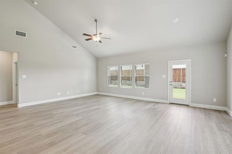 Photo is not of the actual home, but is an inspirational photo of builder’s model home and may depict options, furnishings, and/or decorator features that are not included. Photo is not of the actual home, but is an inspirational photo of builder’s model home and may depict options, furnishings, and/or decorator features that are not included.