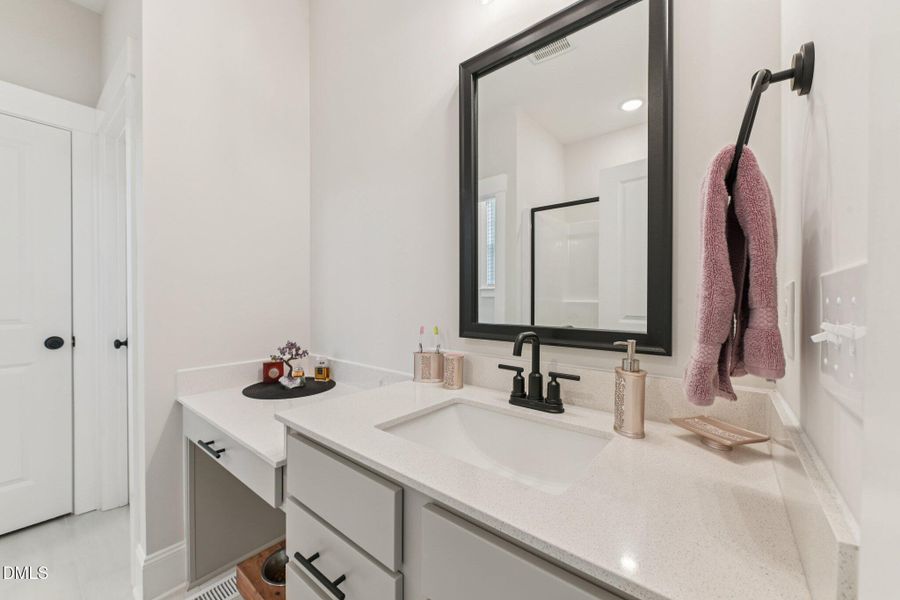 33-web-or-mls-Arbor Dr-S1404-033