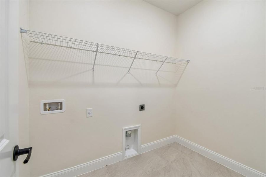 Spacious, unfurnished interior of a new home in Oakfield at Mount Dora Village Series, Mount Dora (Image 16).