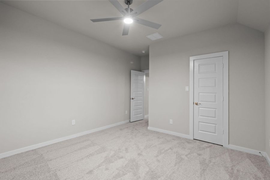 Spacious, unfurnished interior of a new home in Briarwood Crossing, Rosenberg (Image 30). Spacious, unfurnished interior of a new home in Briarwood Crossing, Rosenberg (Image 30).