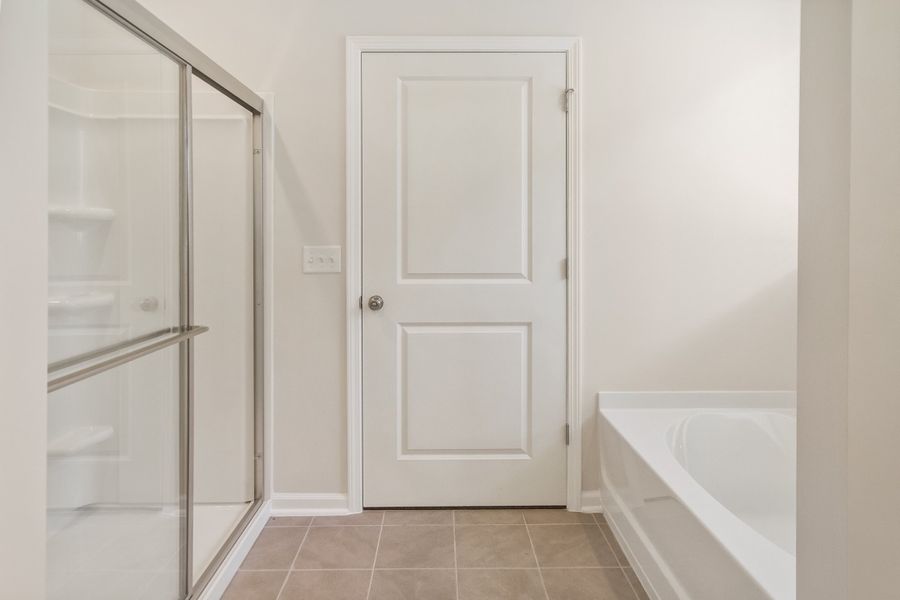 Representative furnished interior of a home built from the Nile by Veranda Homes in Heritage Bay, Sumter (Image 19).